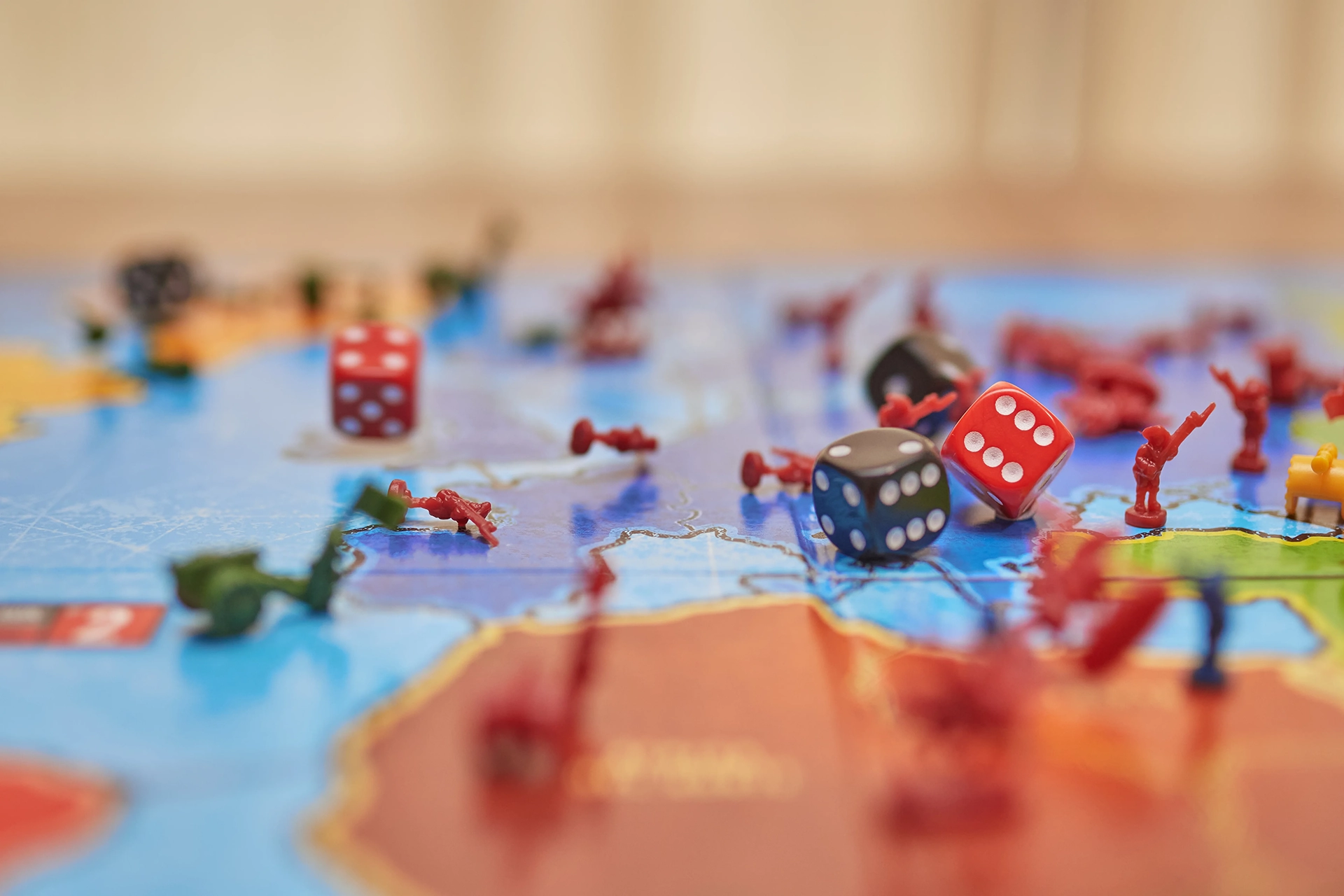 world boardgame with dice and plastic men Reviews
